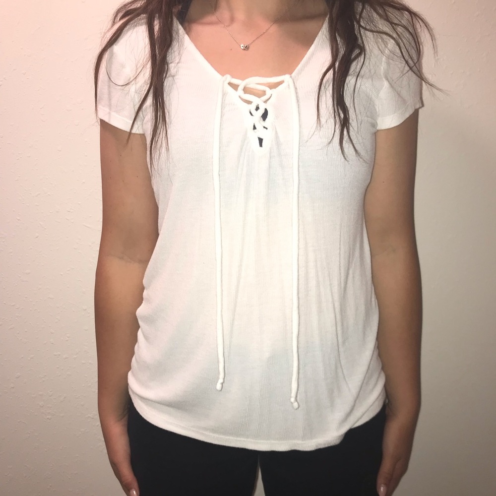 Cross down Tee